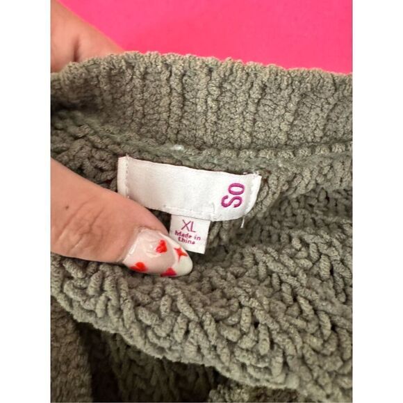 SO sweater size XL - Picture 3 of 7